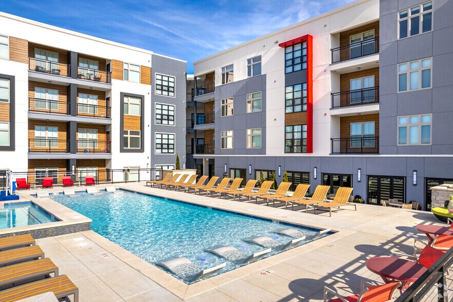 3600 Broadway Blvd, Kansas City, MO à louer - Photo du bâtiment - Image 2 de 15