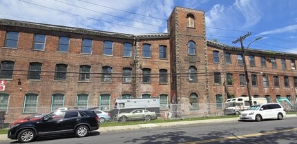 23 Saw Mill River Rd, Yonkers, NY for lease Building Photo- Image 1 of 2