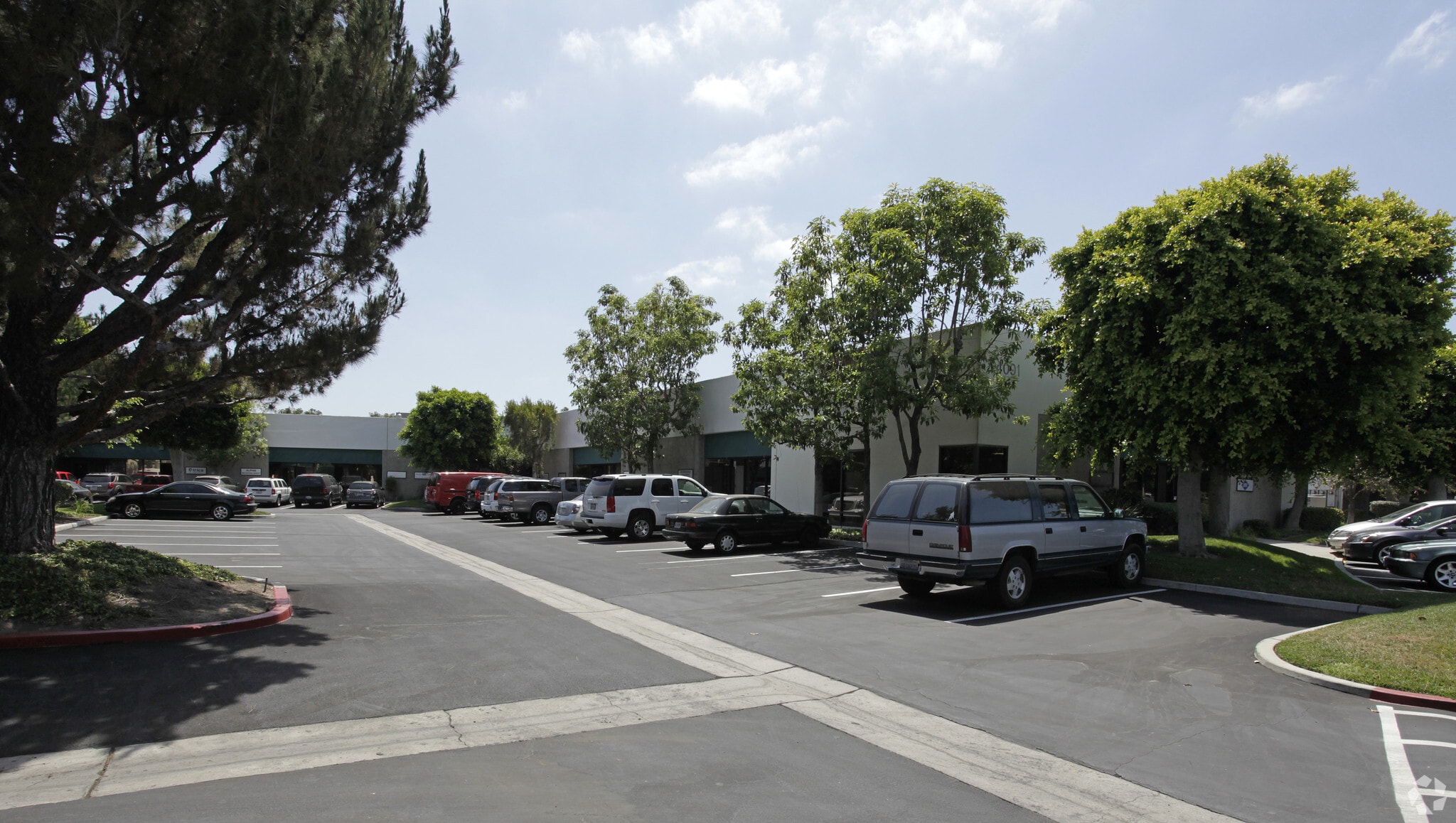4091 E La Palma Ave, Anaheim, CA for lease Primary Photo- Image 1 of 2