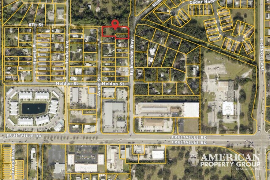 519 Richardson Way, Sarasota, FL à vendre - Photo du bâtiment - Image 2 de 4