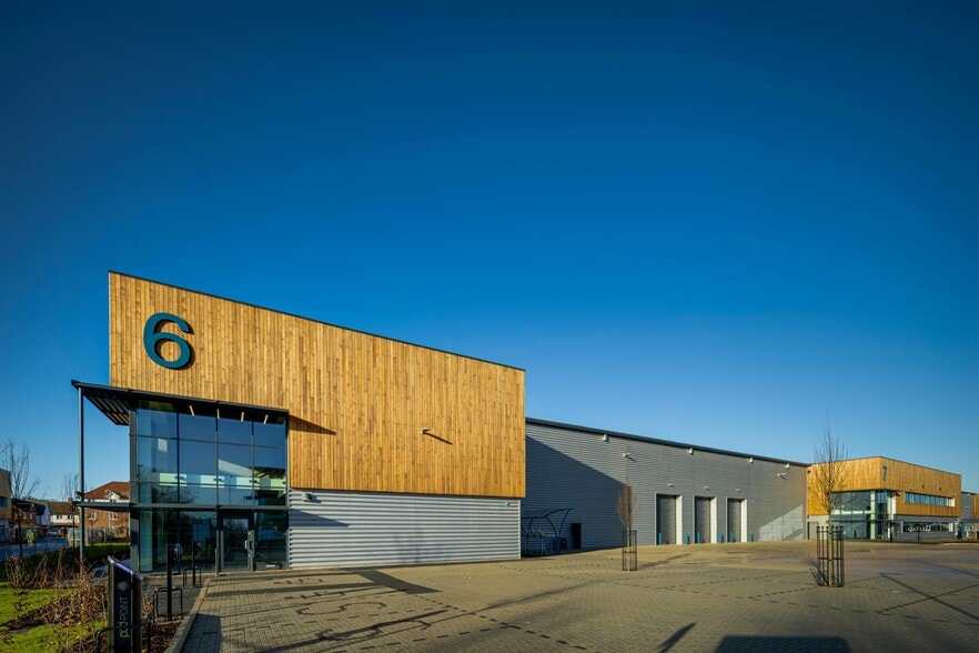 Headley Rd E, Reading for lease - Building Photo - Image 3 of 40