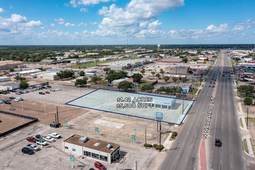 3407 Navarro St, Victoria, TX for sale - Primary Photo - Image 1 of 10