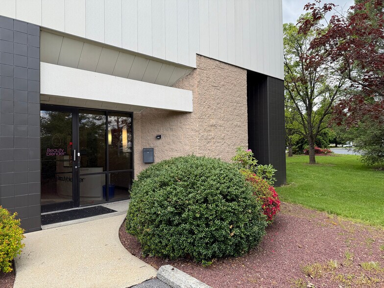 2020 Highland Ave, Bethlehem, PA à louer - Photo du bâtiment - Image 2 de 26