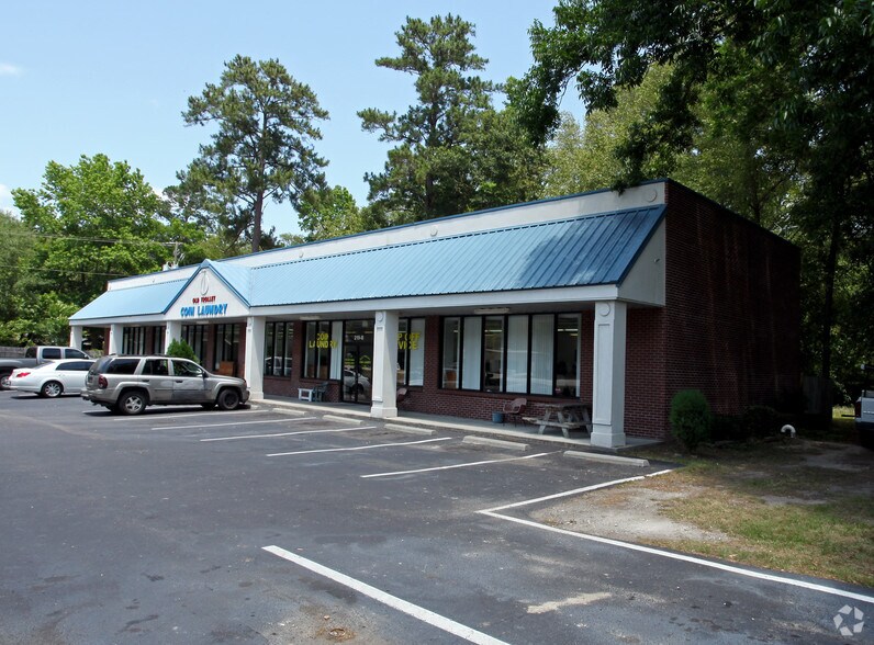 219 Old Trolley Rd, Summerville, SC for lease - Primary Photo - Image 1 of 3