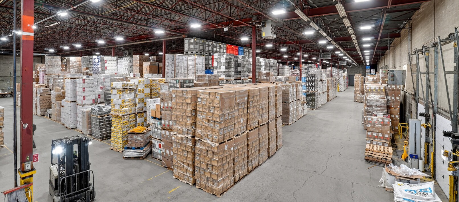 2515-2525 Rue Lapierre, Montréal, QC for lease Interior Photo- Image 1 of 4