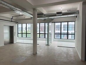 107 N 1st St, Brooklyn, NY for lease Building Photo- Image 2 of 9