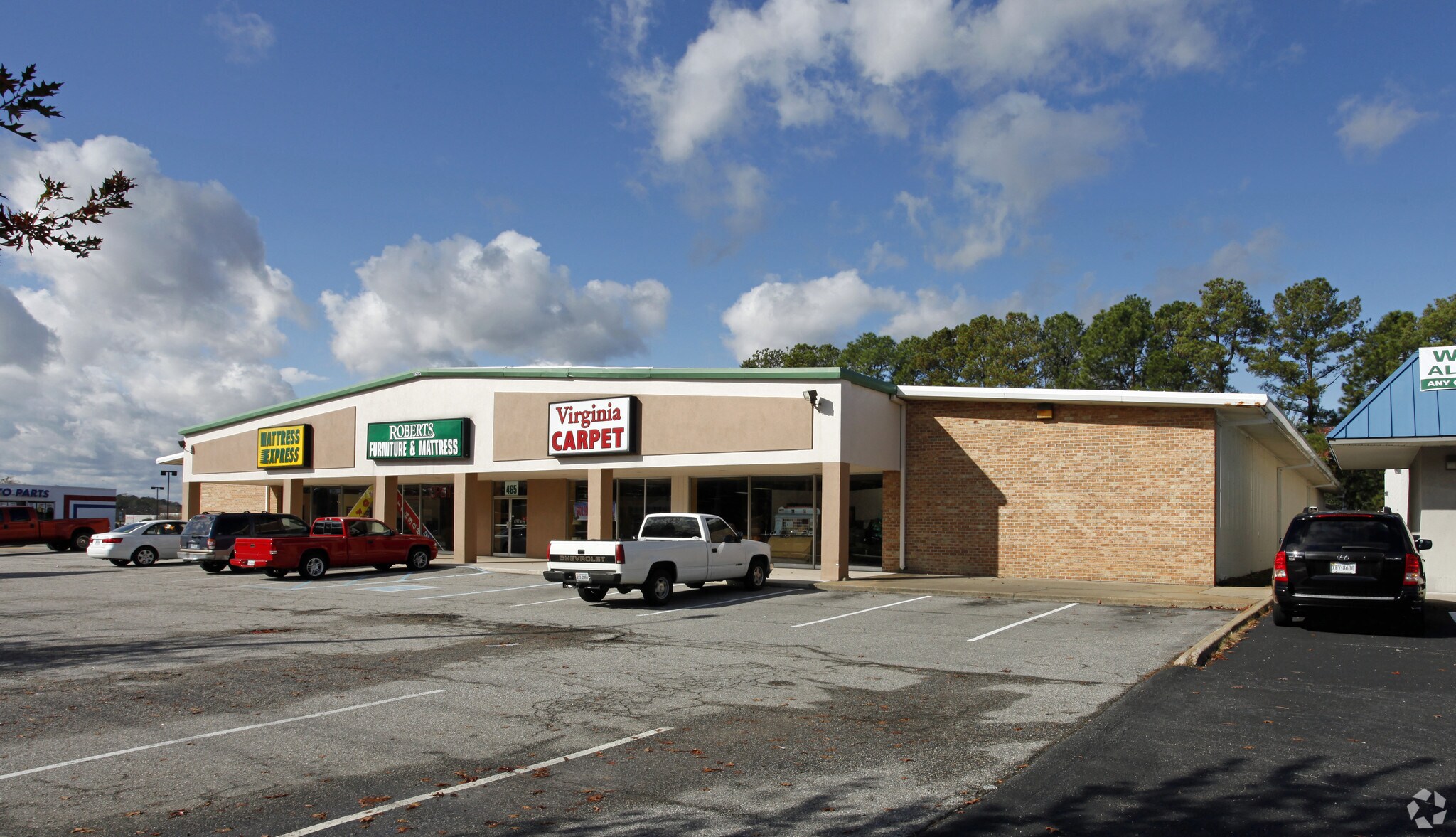 465 Denbigh Blvd, Newport News, VA for lease Primary Photo- Image 1 of 6