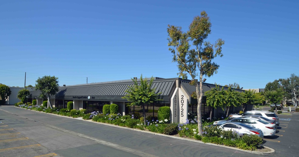 20725 S Western Ave, Torrance, CA for lease - Building Photo - Image 1 of 1