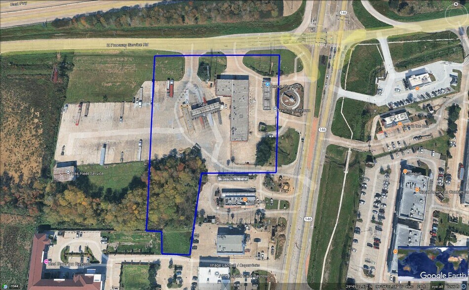 10330 E I-10 Fwy, Baytown, TX à vendre - Photo du bâtiment - Image 1 de 2