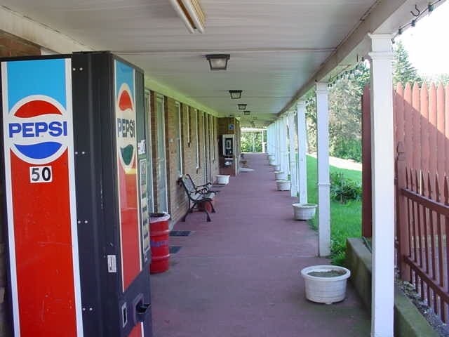 193 New Castle Rd, Butler, PA à vendre - Photo du bâtiment - Image 3 de 3