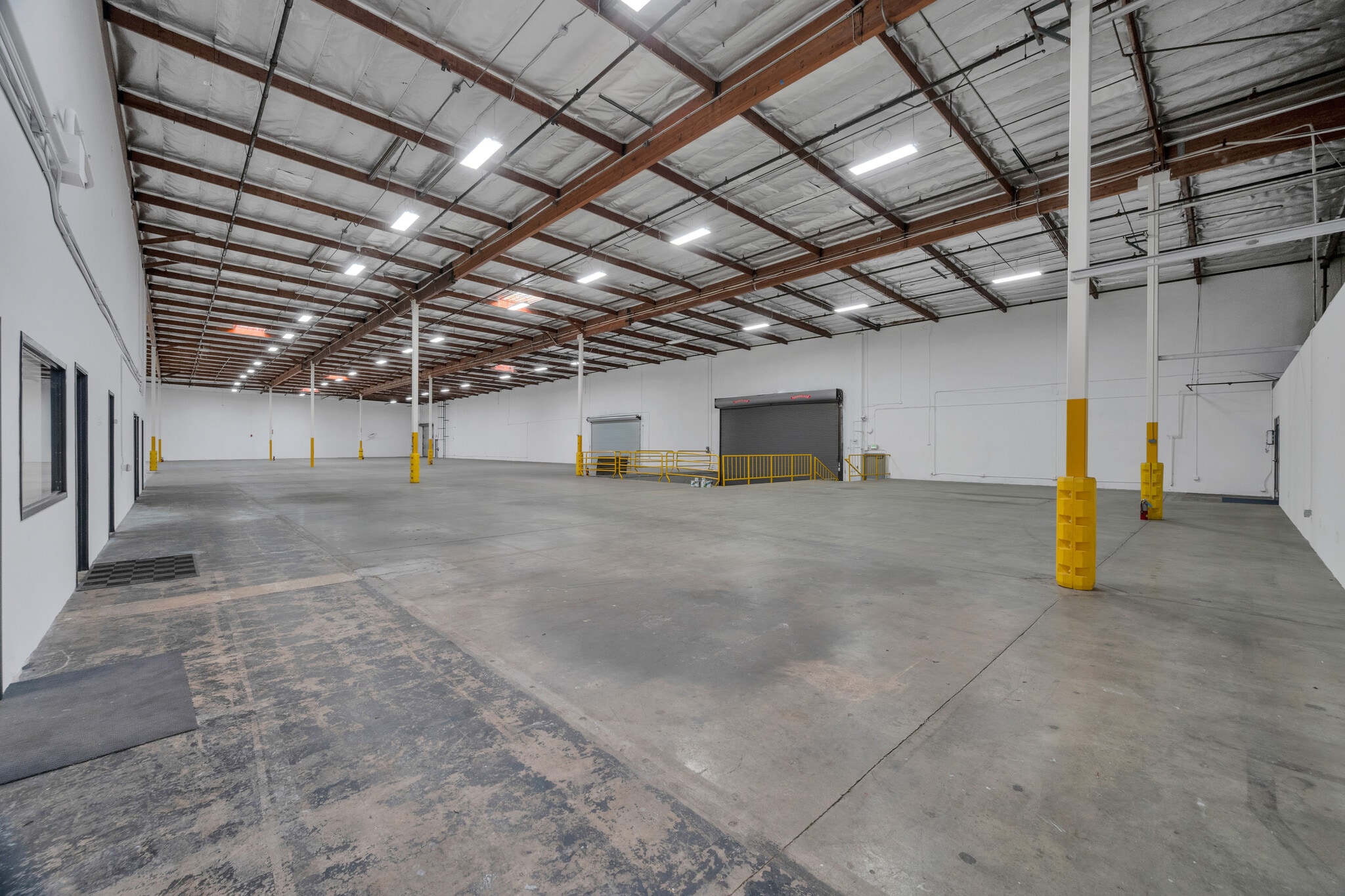 4882-4884 W 145th St, Hawthorne, CA for lease Interior Photo- Image 1 of 8