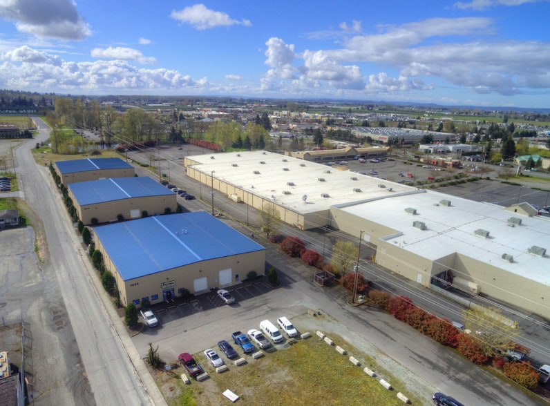1635 S Walnut St, Burlington, WA à louer - Aérien - Image 2 de 3