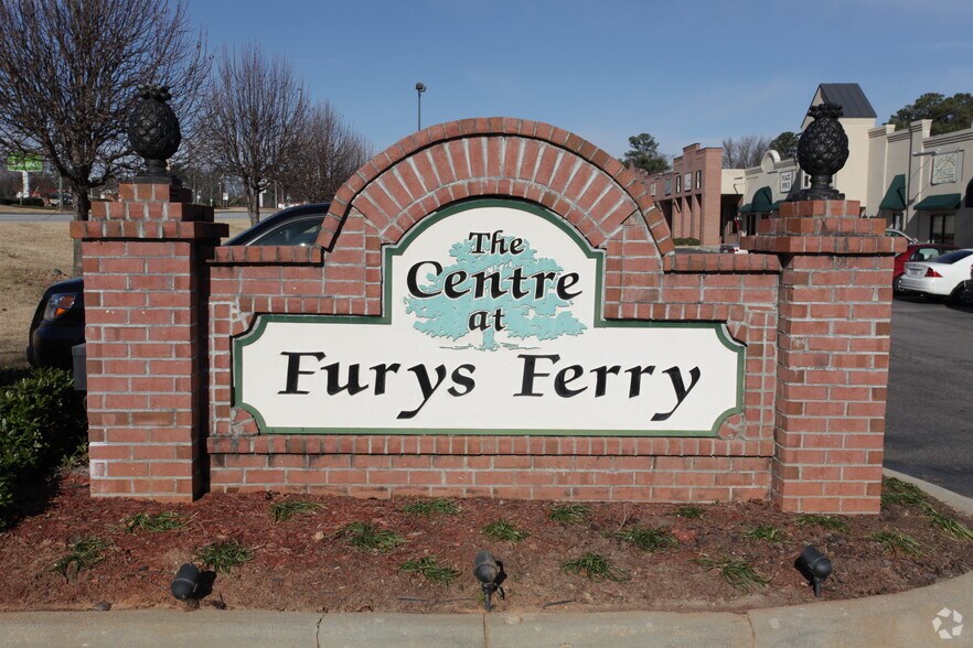 339 Furys Ferry Rd, Augusta, GA à louer - Photo du bâtiment - Image 2 de 8