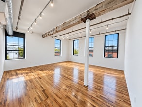 64 3rd St, Brooklyn, NY for lease Interior Photo- Image 1 of 2