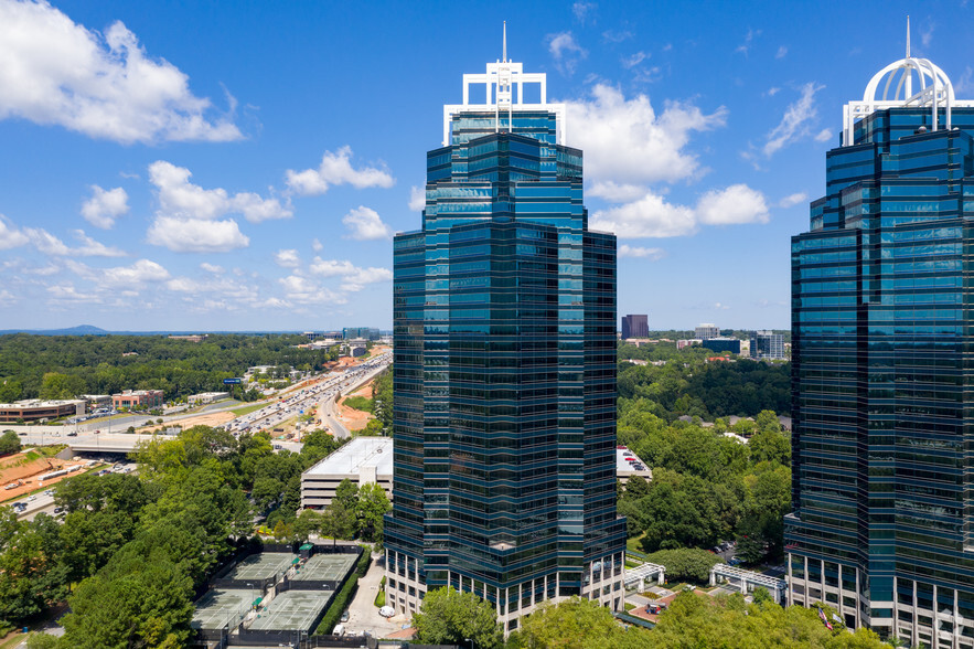 6 Concourse Pky NE, Atlanta, GA for lease - Primary Photo - Image 1 of 20