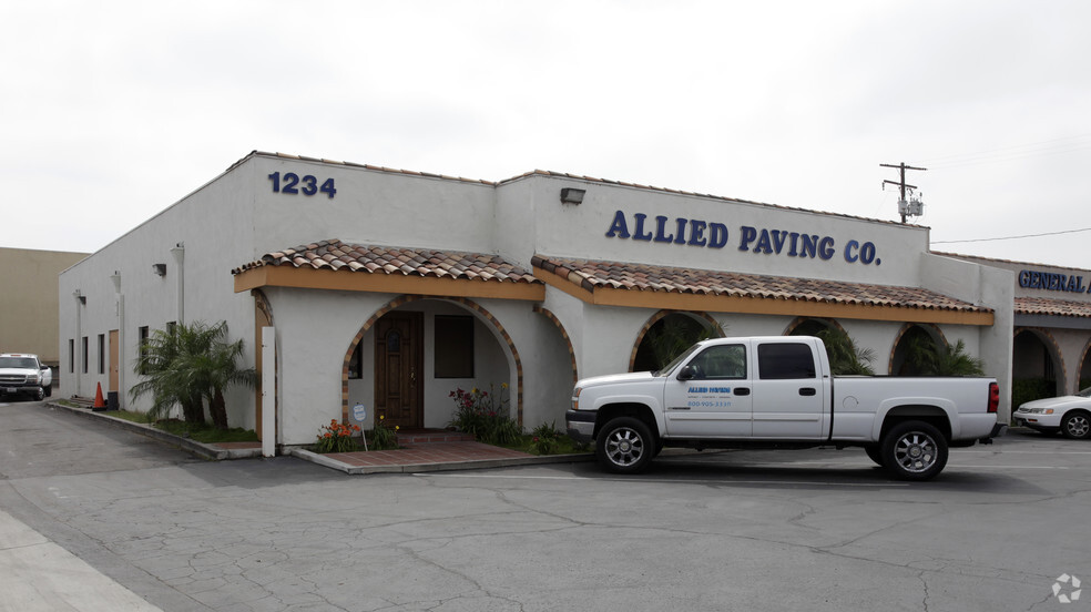 1234 N Blue Gum St, Anaheim, CA for sale - Primary Photo - Image 1 of 1