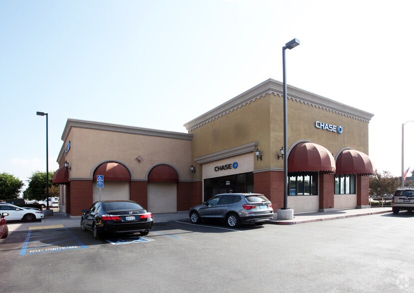 2121 W Main St, Alhambra, CA à louer - Photo du bâtiment - Image 3 de 3
