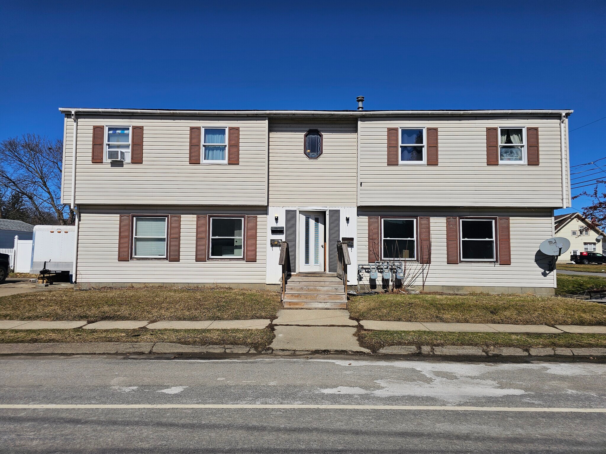 13 Unit High Cap Rate Olean NY portefeuille de 7 propriétés à vendre sur LoopNet.ca Photo du bâtiment- Image 1 de 8
