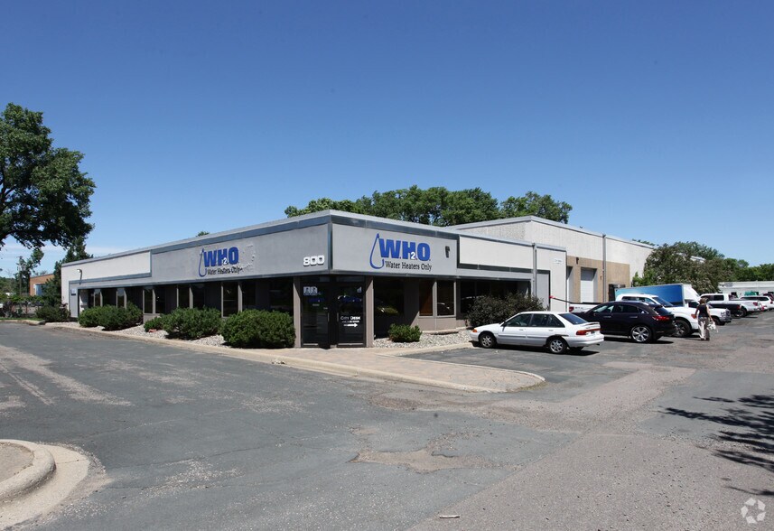 800 Mendelssohn Ave N, Golden Valley, MN for sale - Building Photo - Image 1 of 3