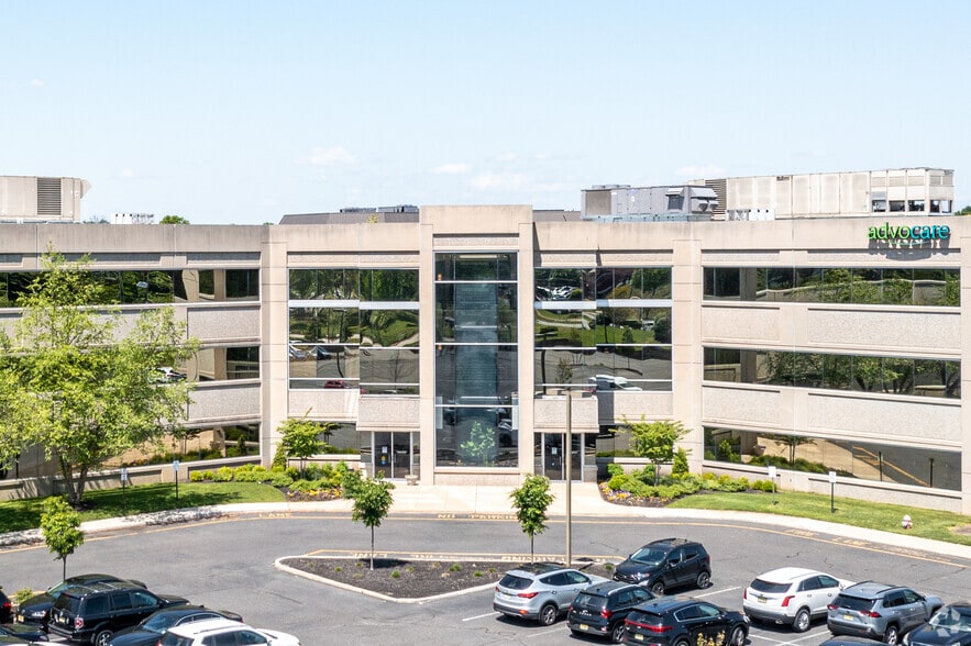 10 Lake Center Executive Pky, Marlton, NJ à louer - Photo du bâtiment - Image 3 de 4