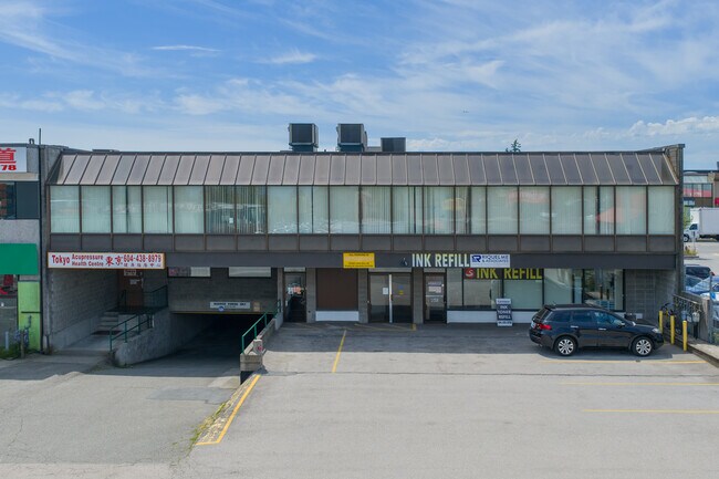 Plus de détails pour 5623 Imperial St, Burnaby, BC - Bureau à louer