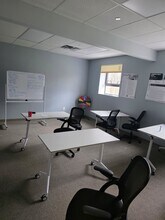 984 Southford Rd, Middlebury, CT for lease Interior Photo- Image 1 of 3