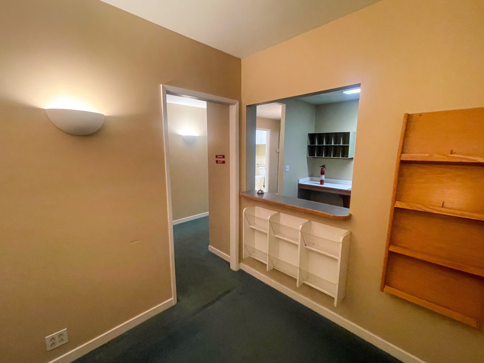 712 D St, San Rafael, CA à louer Photo intérieure- Image 1 de 22