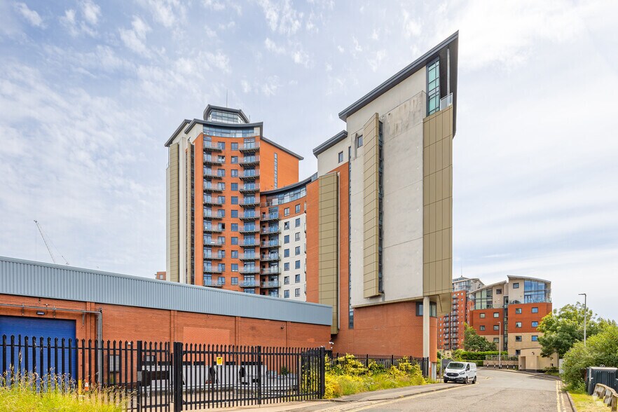 Gotts Rd, Leeds à louer - Photo du bâtiment - Image 2 de 8