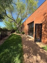 119-127 Manufacturing St, Dallas, TX for lease Building Photo- Image 2 of 6