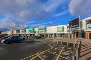 Enterprise 5 Retail Park - Commercial Real Estate