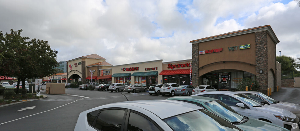 9343-9363 Clairemont Mesa Blvd, San Diego, CA for lease - Building Photo - Image 3 of 4