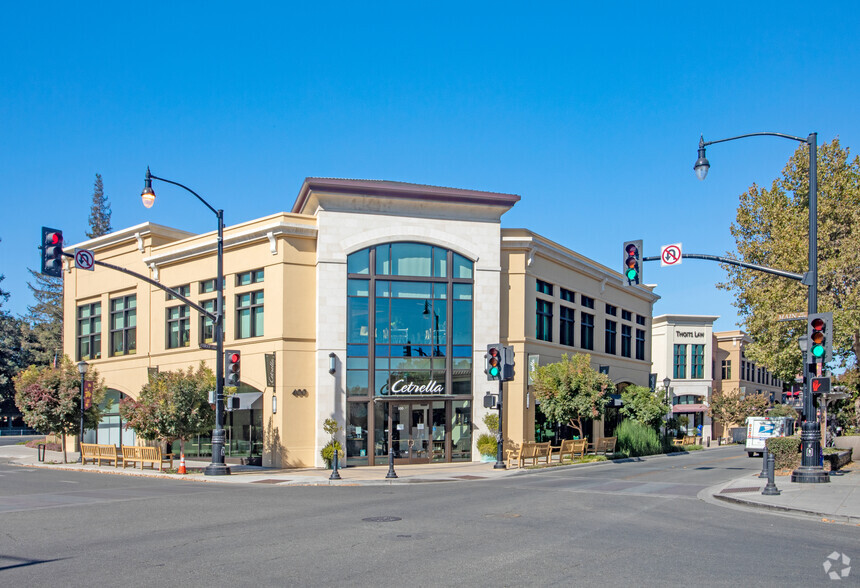 400 Main St, Los Altos, CA à louer - Photo principale - Image 1 de 23