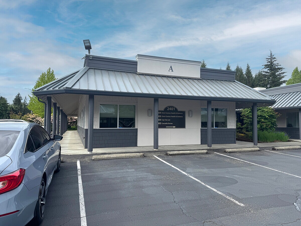 2401 Bristol Ct SW, Olympia, WA 98502 - Unit A-102 -  - Interior Photo - Image 1 of 11