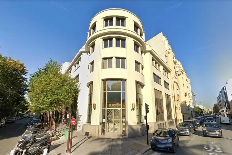 Office in Neuilly-sur-Seine for lease - Building Photo - Image 1 of 9