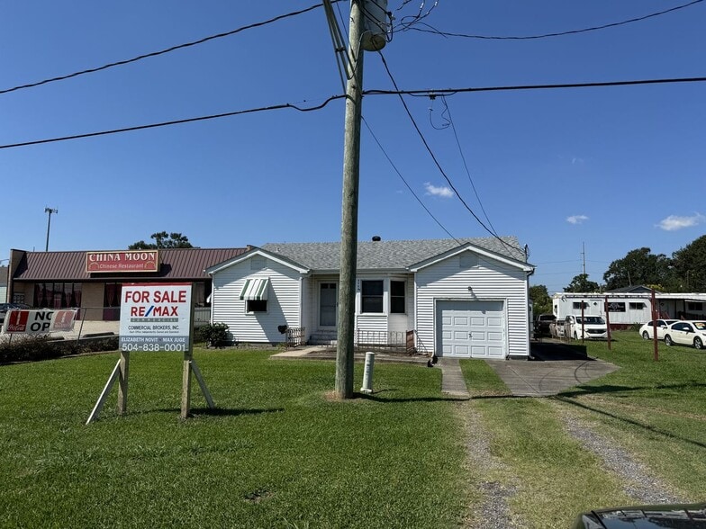 2720 Paris Rd, Chalmette, LA à vendre - Photo du bâtiment - Image 2 de 37