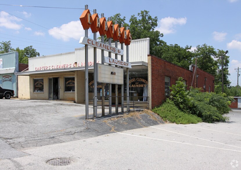 954 Main St, Forest Park, GA à vendre - Photo principale - Image 1 de 2