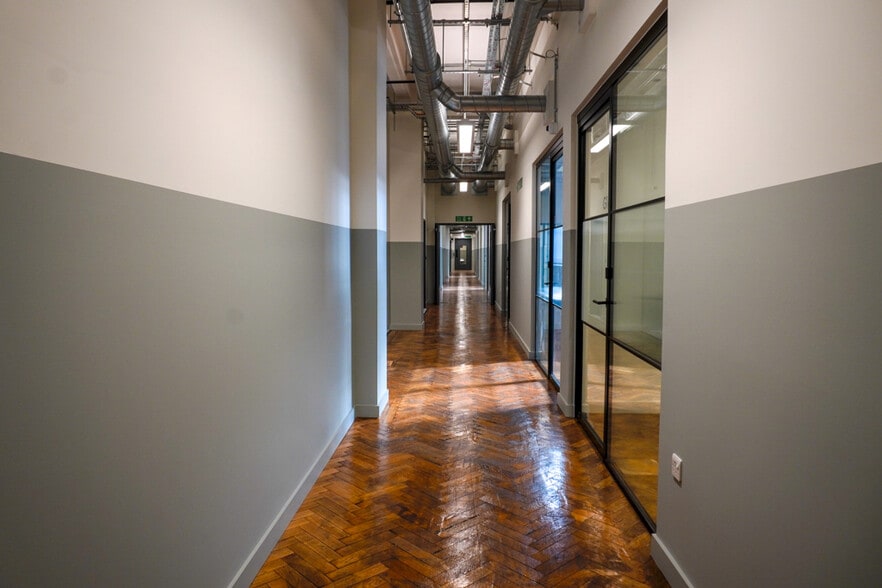 Kimpton Rd, Luton for lease - Interior Photo - Image 2 of 4