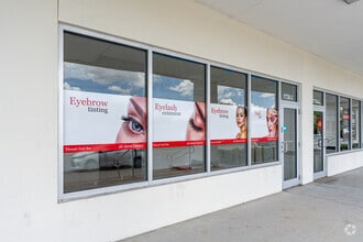1700 W 49th St, Hialeah, FL for lease Interior Photo- Image 2 of 16