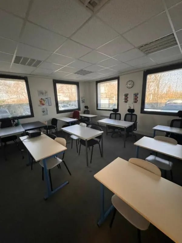 47 Allée De Riottier, Limas à louer Photo principale- Image 1 de 7