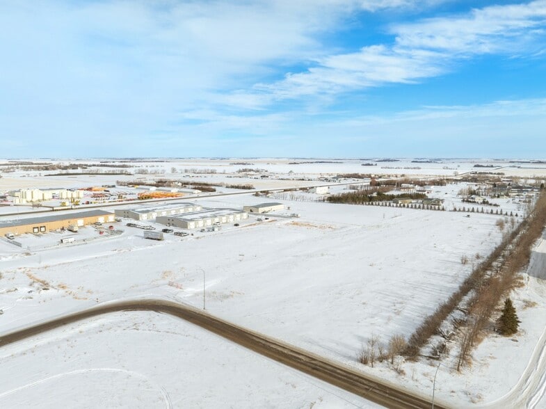 201 & 225 45th Ave, Minot, ND for sale - Building Photo - Image 3 of 11