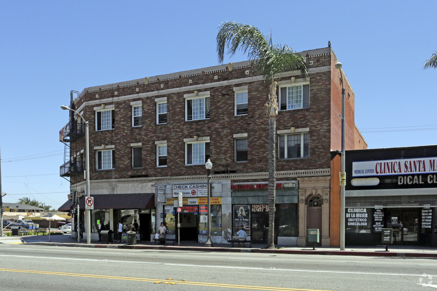 2686 - 2688 E Florence Ave, Huntington Park, CA for lease - Building Photo - Image 3 of 16