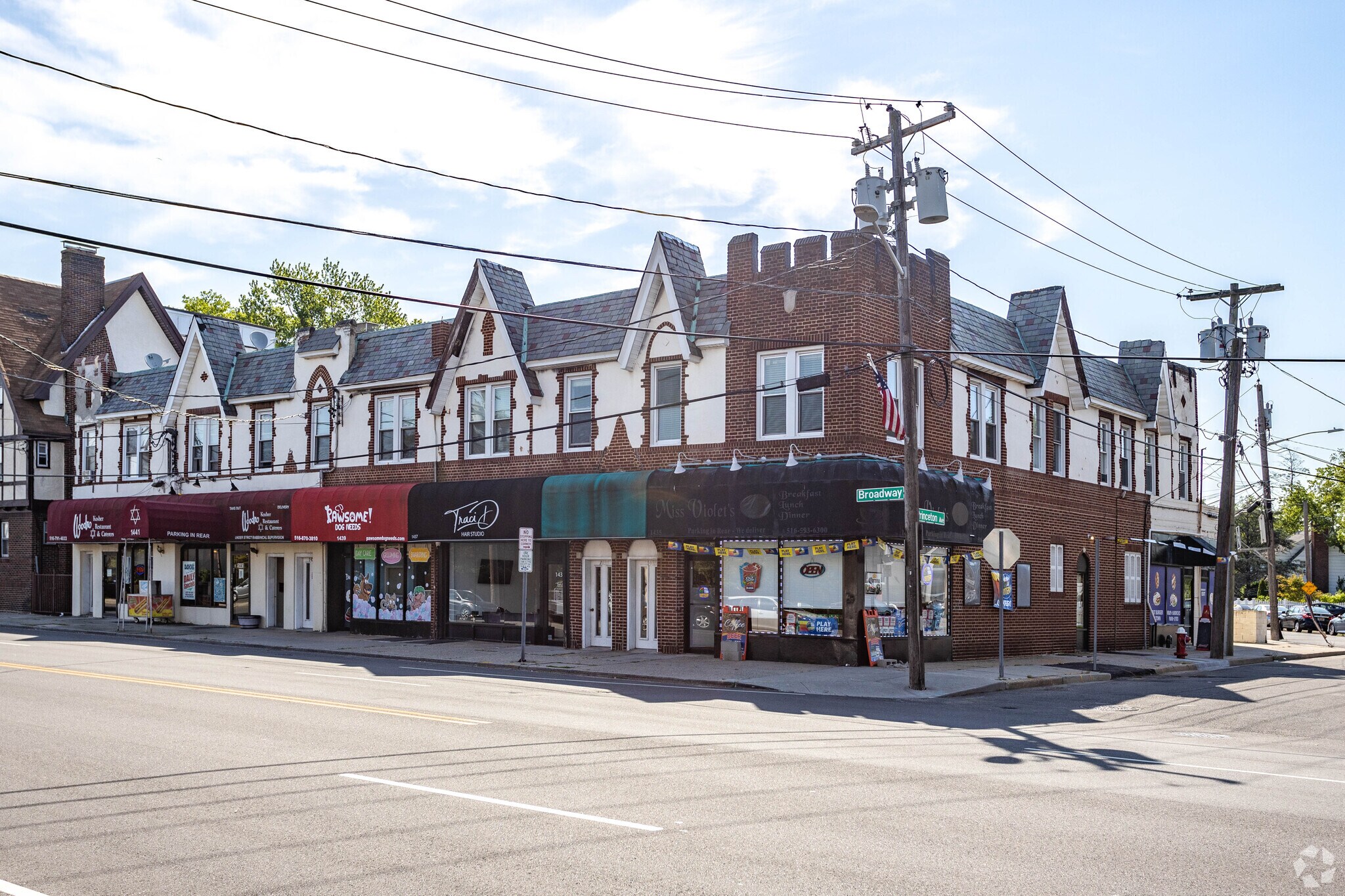 1417-1433 Broadway, Hewlett, NY for lease Primary Photo- Image 1 of 5