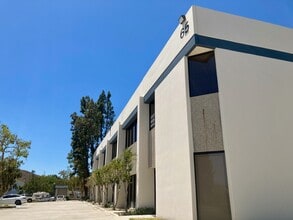 65 W Easy St, Simi Valley, CA for lease Interior Photo- Image 1 of 7