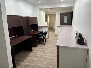 1761 W Romneya Dr, Anaheim, CA for lease Interior Photo- Image 2 of 14