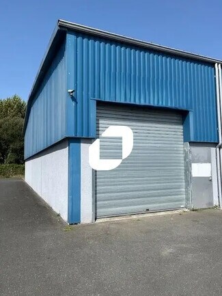 Plus de détails pour Local d'activités à louer