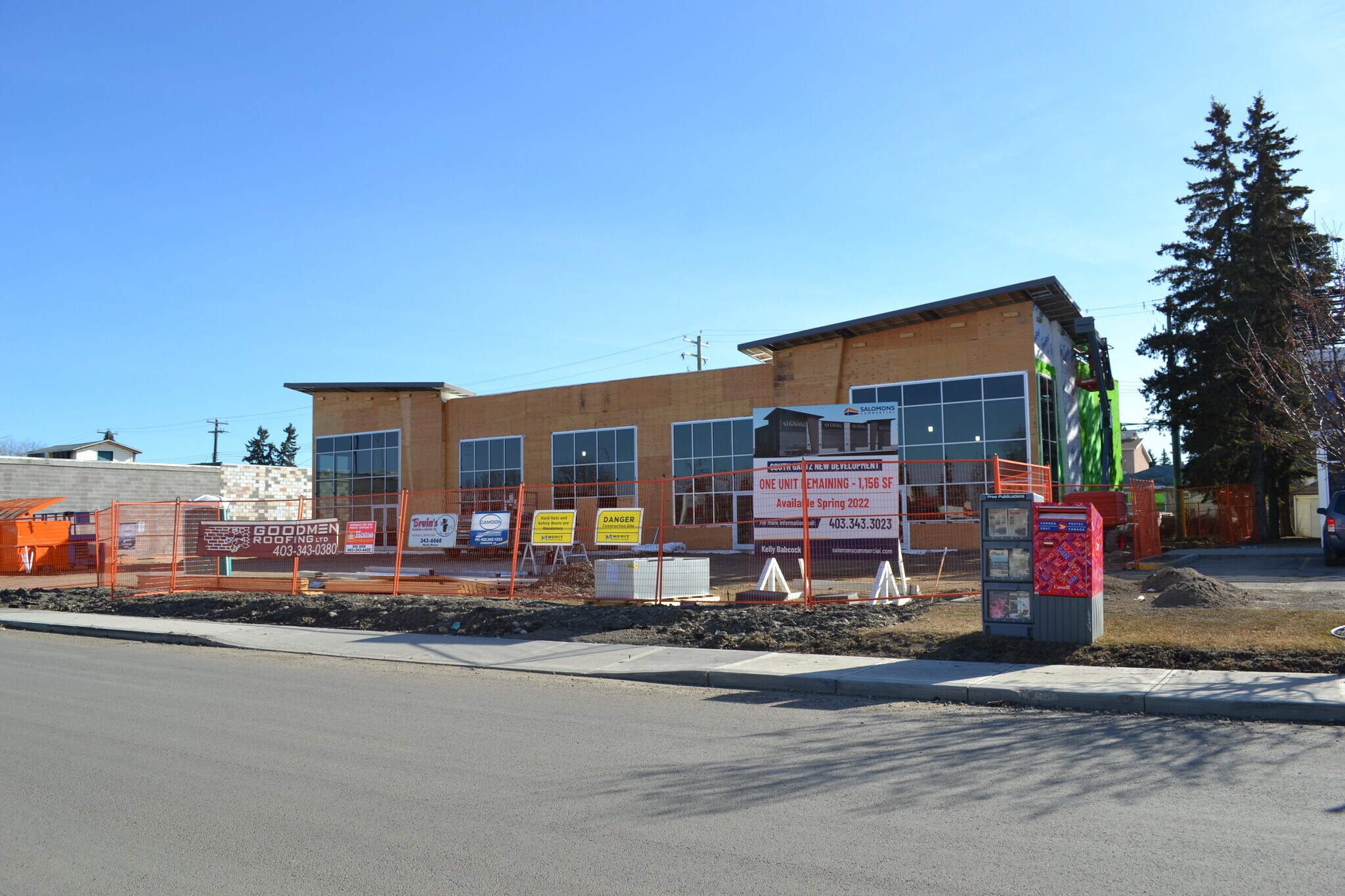 3321 50 Ave, Red Deer, AB à vendre Photo du bâtiment- Image 1 de 1