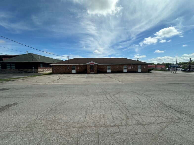 1660 Tower St, Schenectady, NY à vendre - Photo du bâtiment - Image 2 de 4