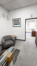 22750 Hawthorne Blvd, Torrance, CA à louer - Vidéo sur l’inscription commerciale