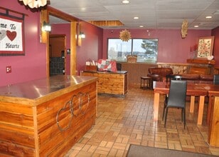 1549 E Broadway St, Monticello, MN for lease Interior Photo- Image 1 of 11
