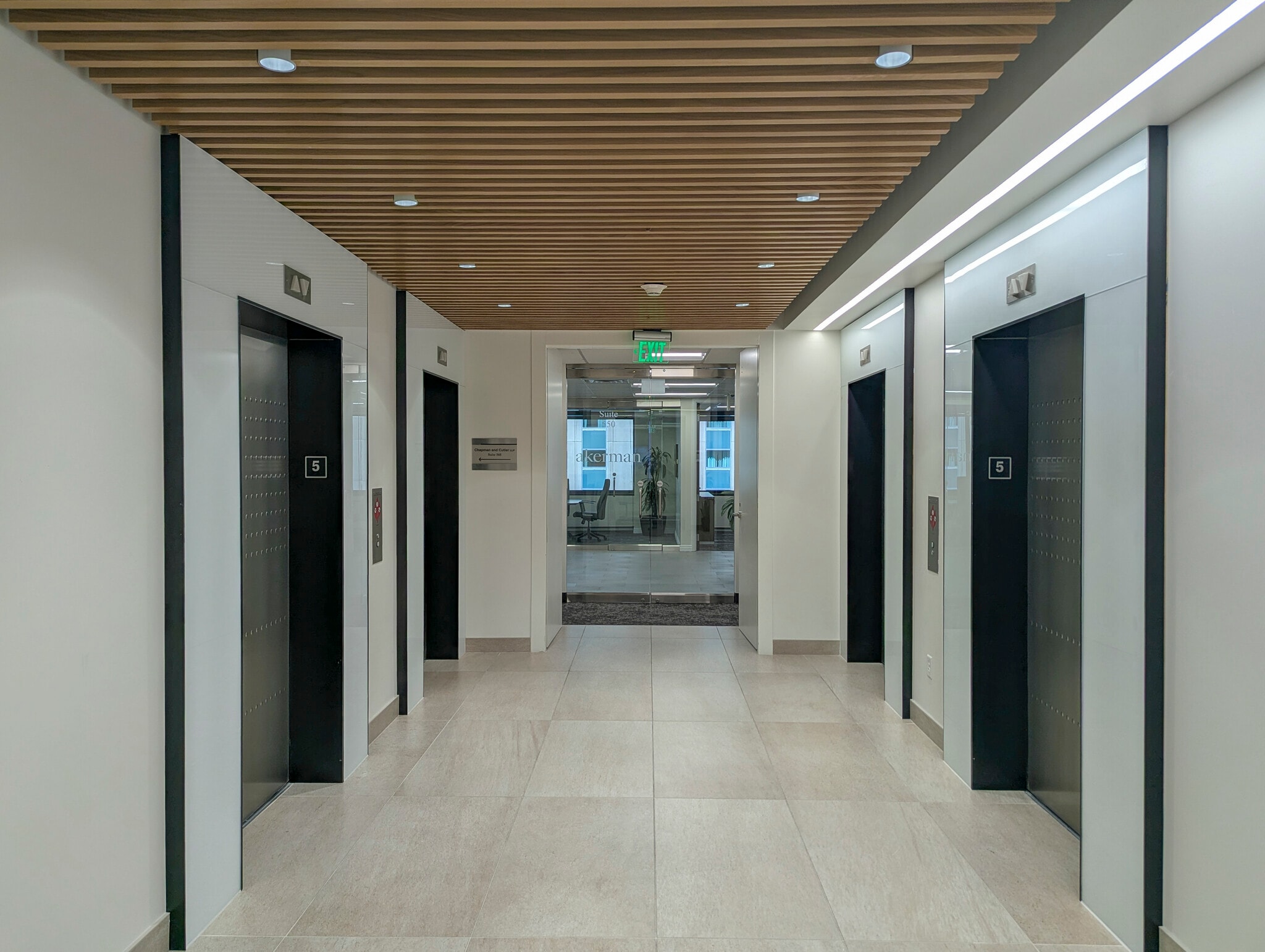215 S State St, Salt Lake City, UT for lease Interior Photo- Image 1 of 8